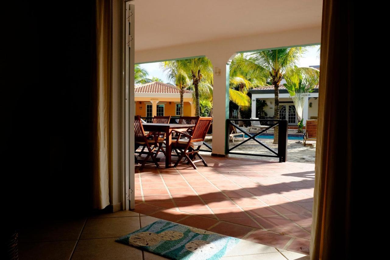 Villa Olivia Poolside Playa Eksteriør bilde